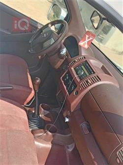 نیسان نەڤارا